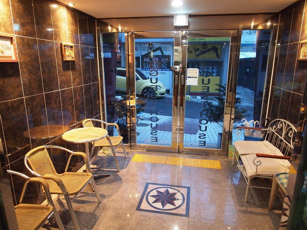 Shinchon Guest House Сеул Экстерьер фото